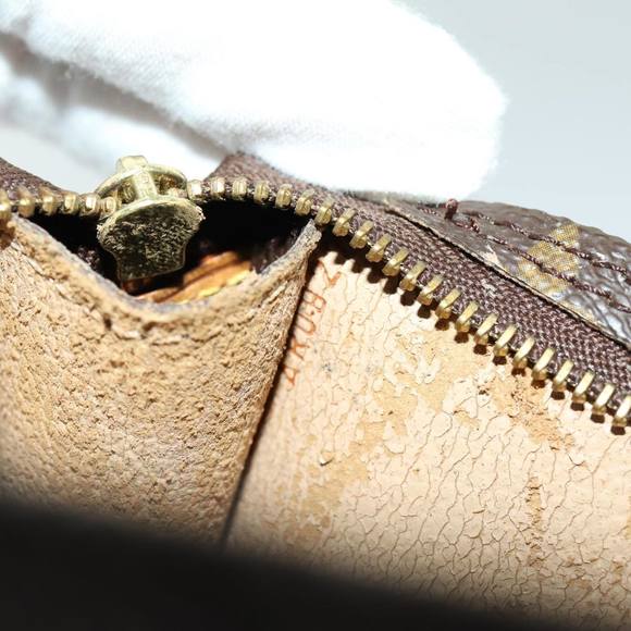 LOUIS VUITTON Monogram Bucket PM Pouch Accessory Pouch LV Auth 70300 - Picture 12 of 16